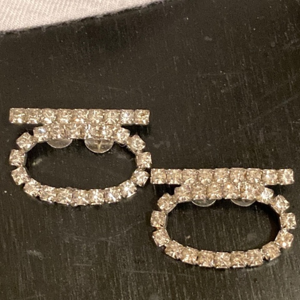 Rhinestone shoe buckles